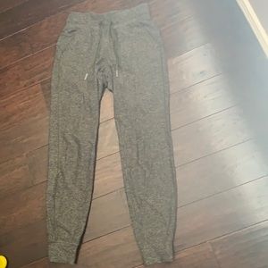 Lululemon ready to rulu jogger